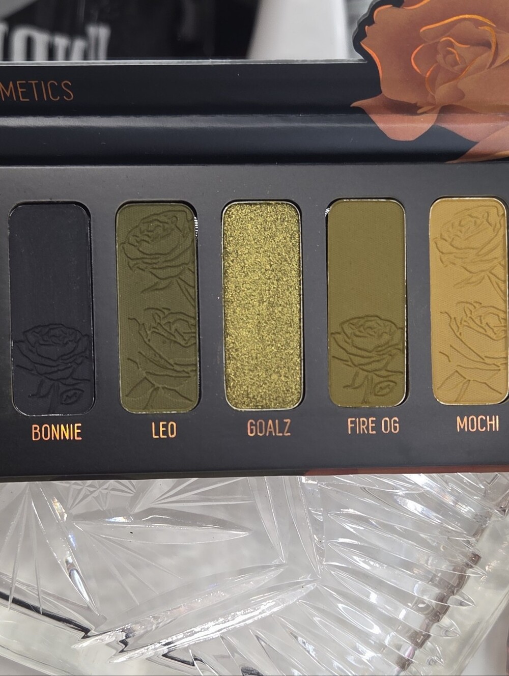 Melt Cosmetics Gemini Eyeshadow Palette - Picture 5 of 5